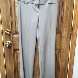 Ann Taylor NWT trousers size 4. Style Marissa.
